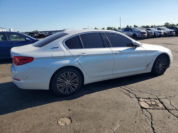 2019 BMW 530XE xDrive