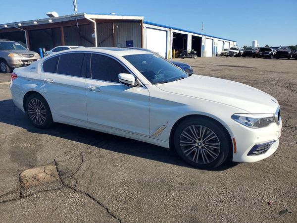 2019 BMW 530XE xDrive