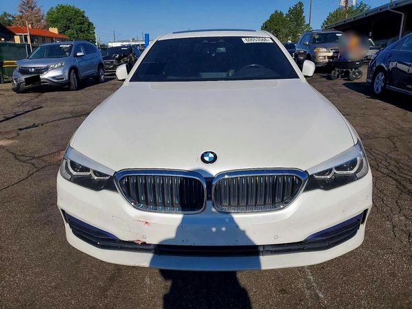 2019 BMW 530XE xDrive
