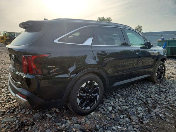 2025 KIA SORENTO