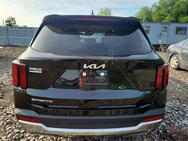 2025 KIA SORENTO
