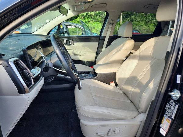 2025 KIA SORENTO