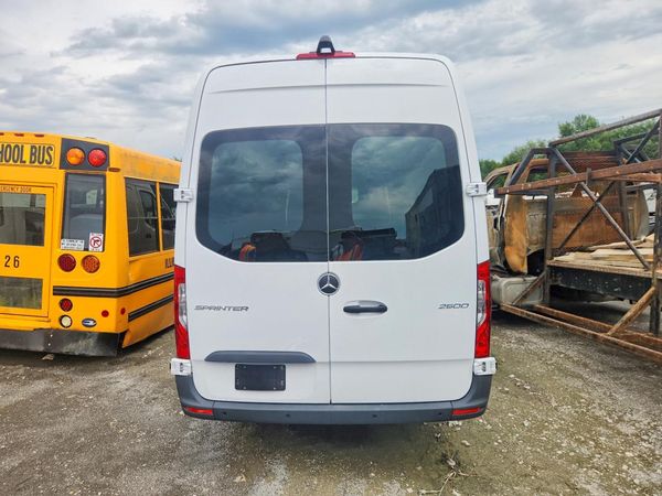 2024 MERCEDES-BENZ SPRINTER 907 (VS30)