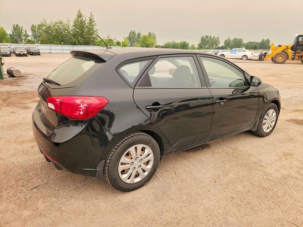 2013 KIA FORTE LX