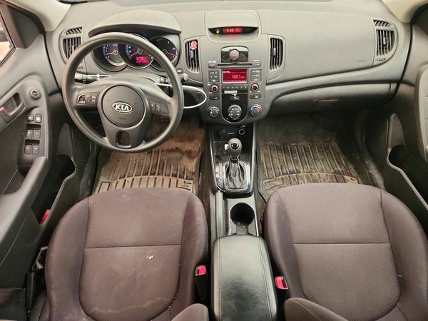 2013 KIA FORTE LX