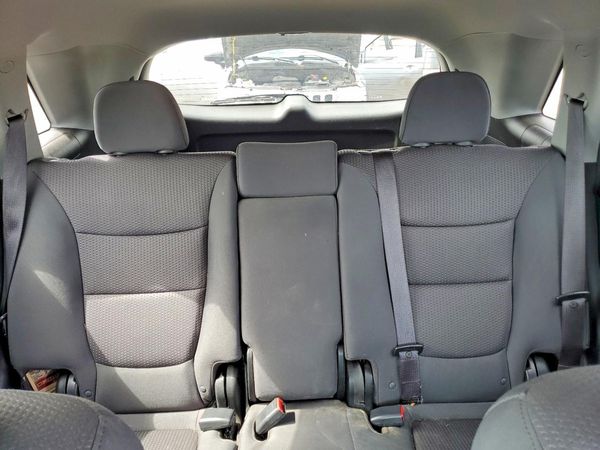2013 KIA SORENTO Base / LX