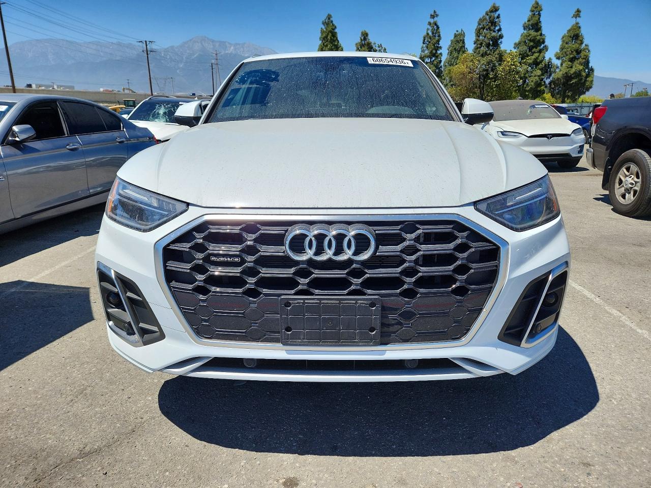 2022 AUDI Q5 E S Line e quattro Premium