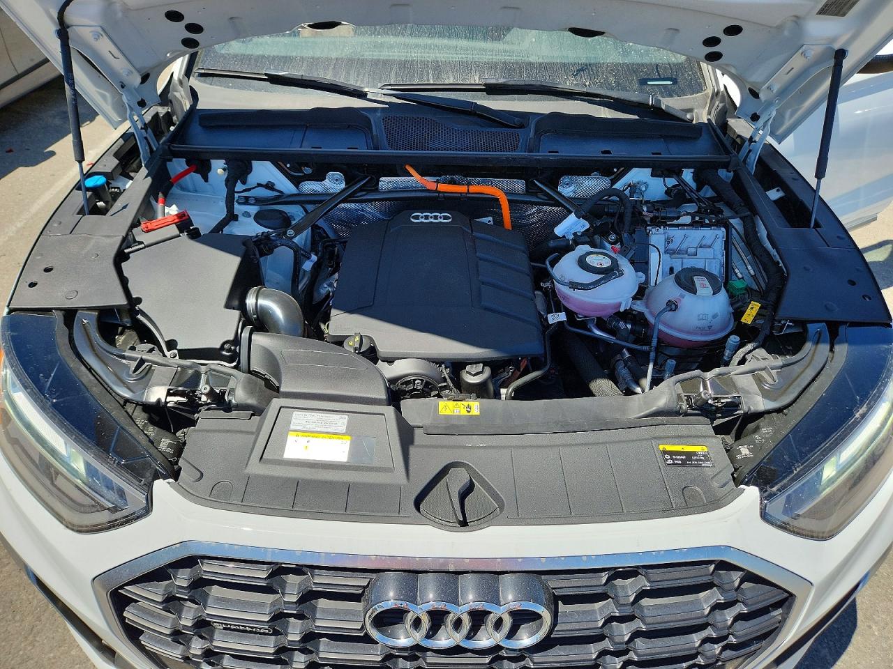 2022 AUDI Q5 E S Line e quattro Premium