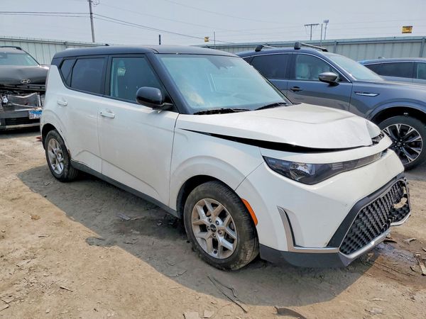 2023 KIA SOUL LX, S