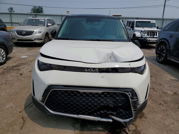 2023 KIA SOUL LX, S