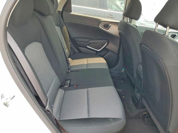 2023 KIA SOUL LX, S
