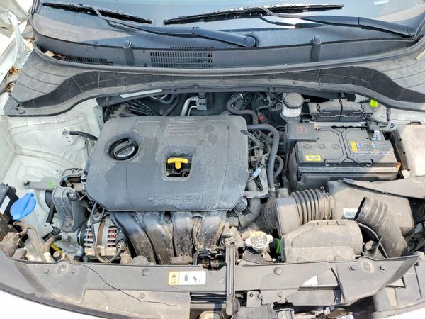 2023 KIA SOUL LX, S