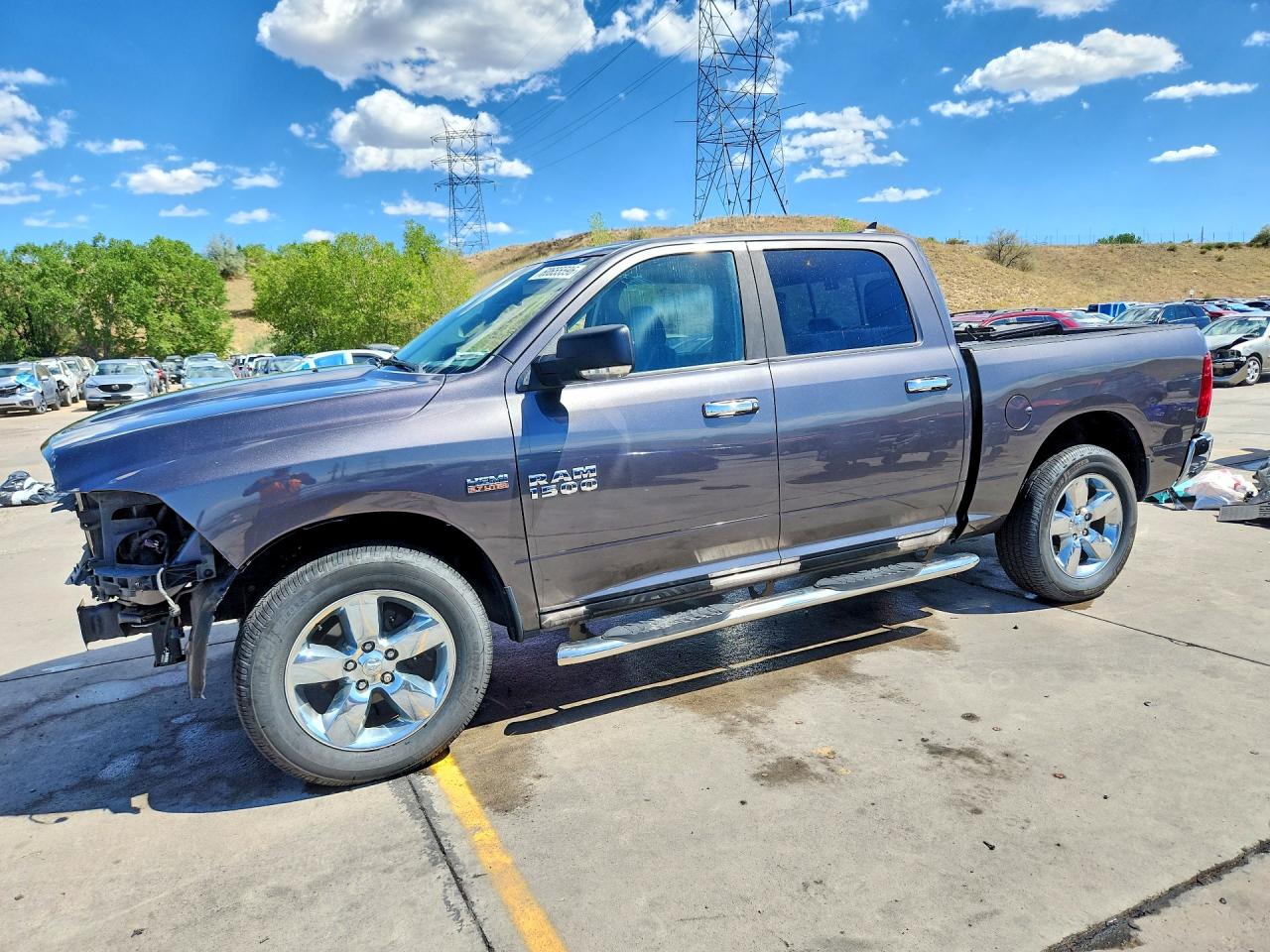 2015 RAM 1500 SLT