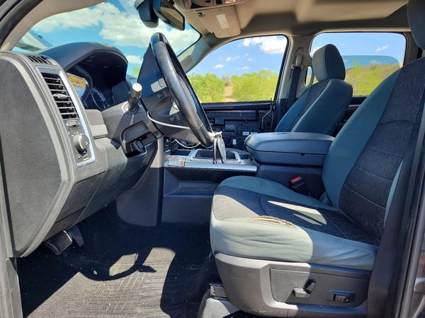 2015 RAM 1500 SLT
