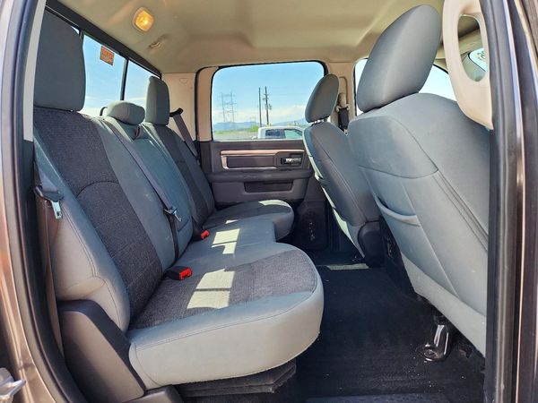 2015 RAM 1500 SLT