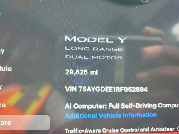 2024 TESLA MODEL Y
