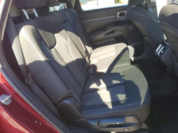2022 KIA SORENTO LX