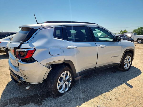 2025 JEEP COMPASS North, Latitude