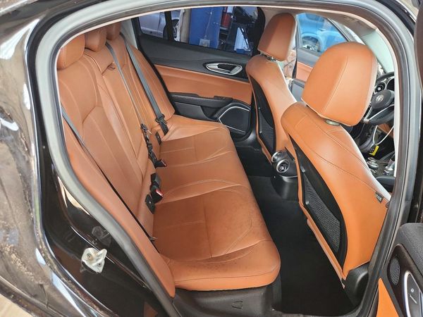 2018 ALFA ROMEO GIULIA AWD