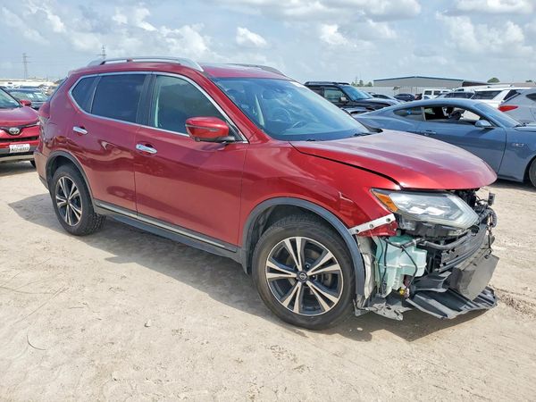 2018 NISSAN ROGUE