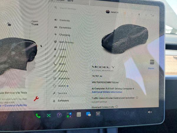 2024 TESLA MODEL Y