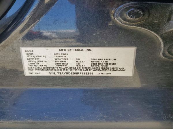 2024 TESLA MODEL Y