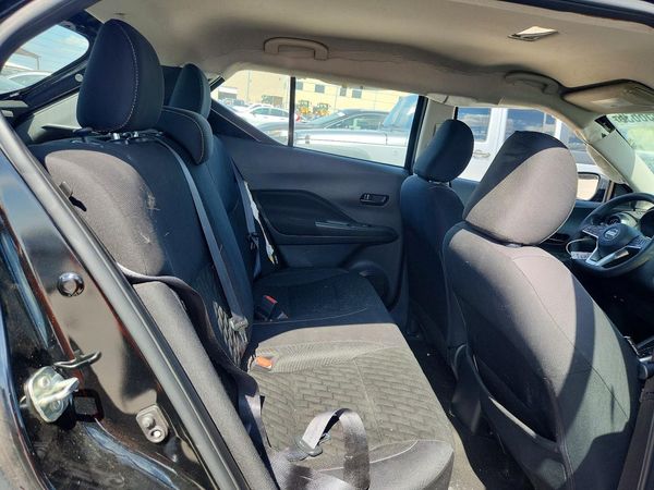2021 NISSAN KICKS S