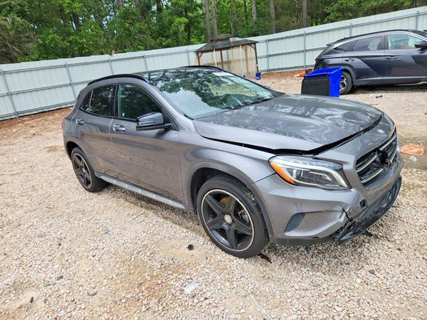 2017 MERCEDES-BENZ GLA GLA250-4M