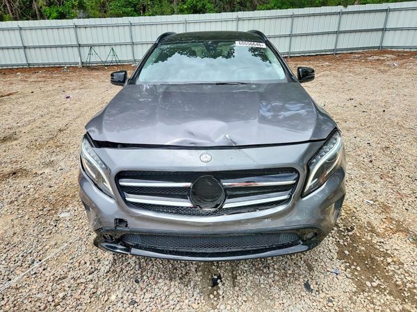 2017 MERCEDES-BENZ GLA GLA250-4M