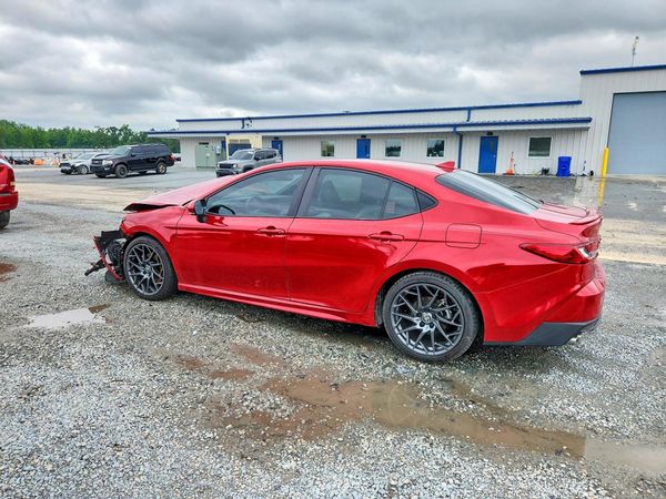 2025 TOYOTA CAMRY