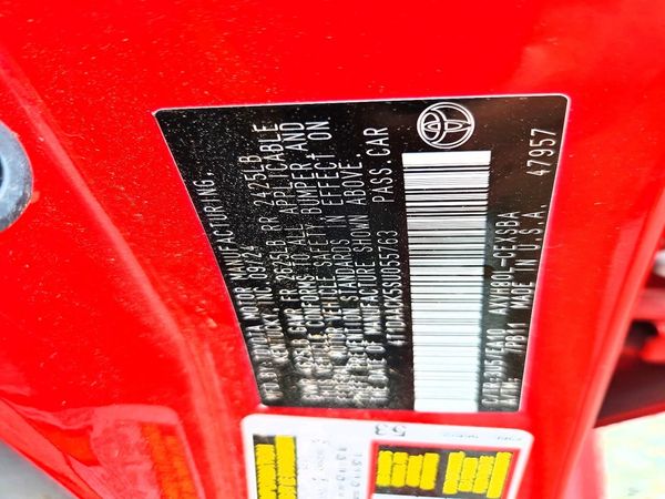 2025 TOYOTA CAMRY
