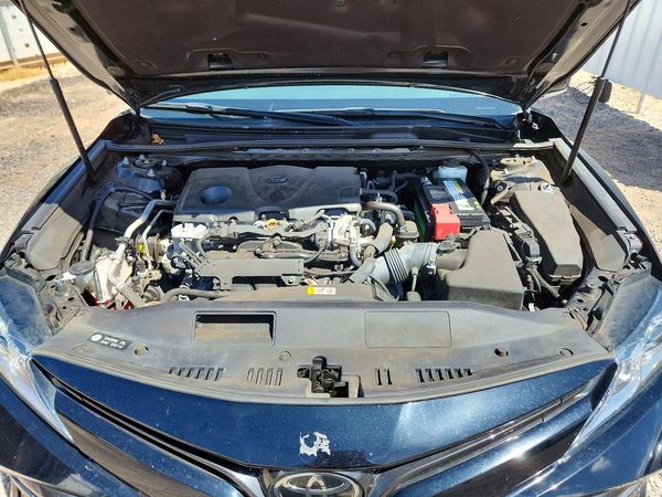 2019 TOYOTA CAMRY L/LE/SE/XLE — Engine bay