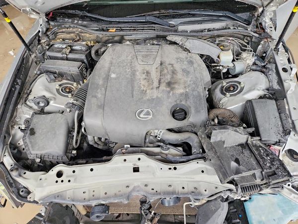 2015 LEXUS IS