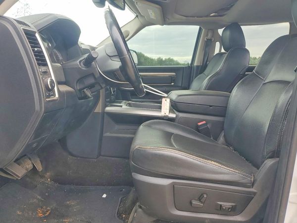 2017 RAM 2500 SLT CREW CAB 4X4