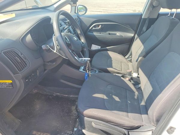 2017 KIA RIO LX