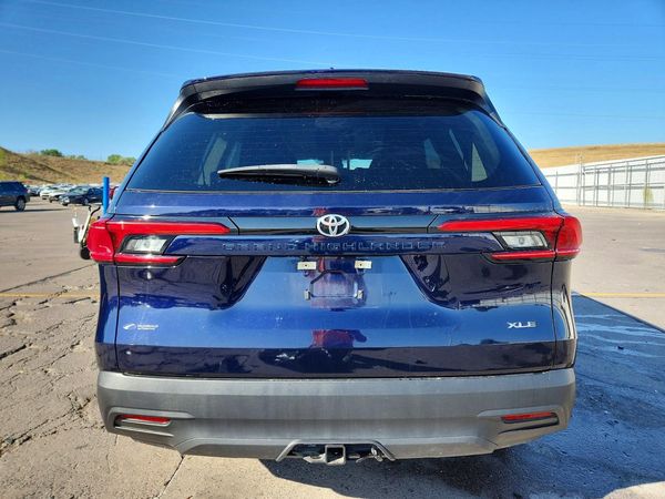 2024 TOYOTA GRAND HIGHLANDER