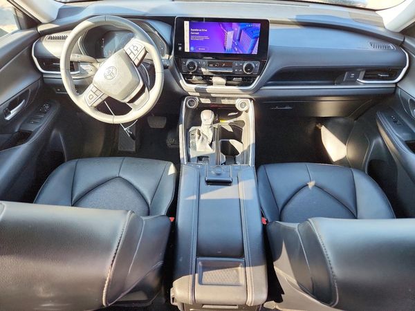 2024 TOYOTA GRAND HIGHLANDER