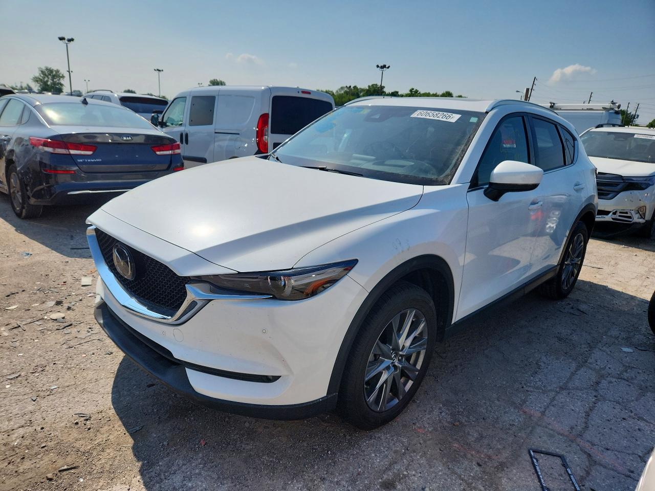 2019 MAZDA CX-5 Signature