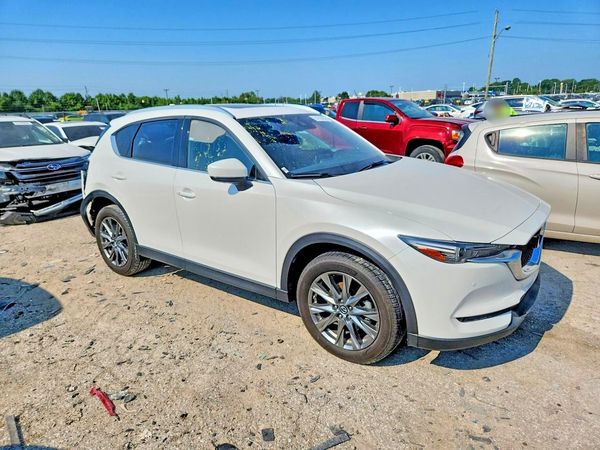 2019 MAZDA CX-5 Signature