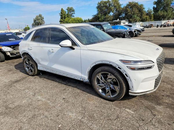 2024 GENESIS GV70