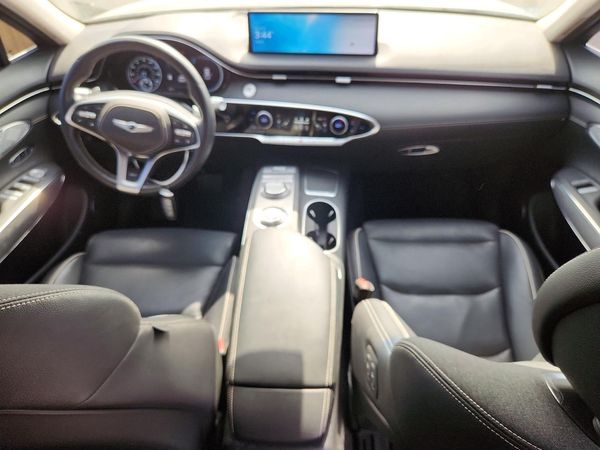 2024 GENESIS GV70