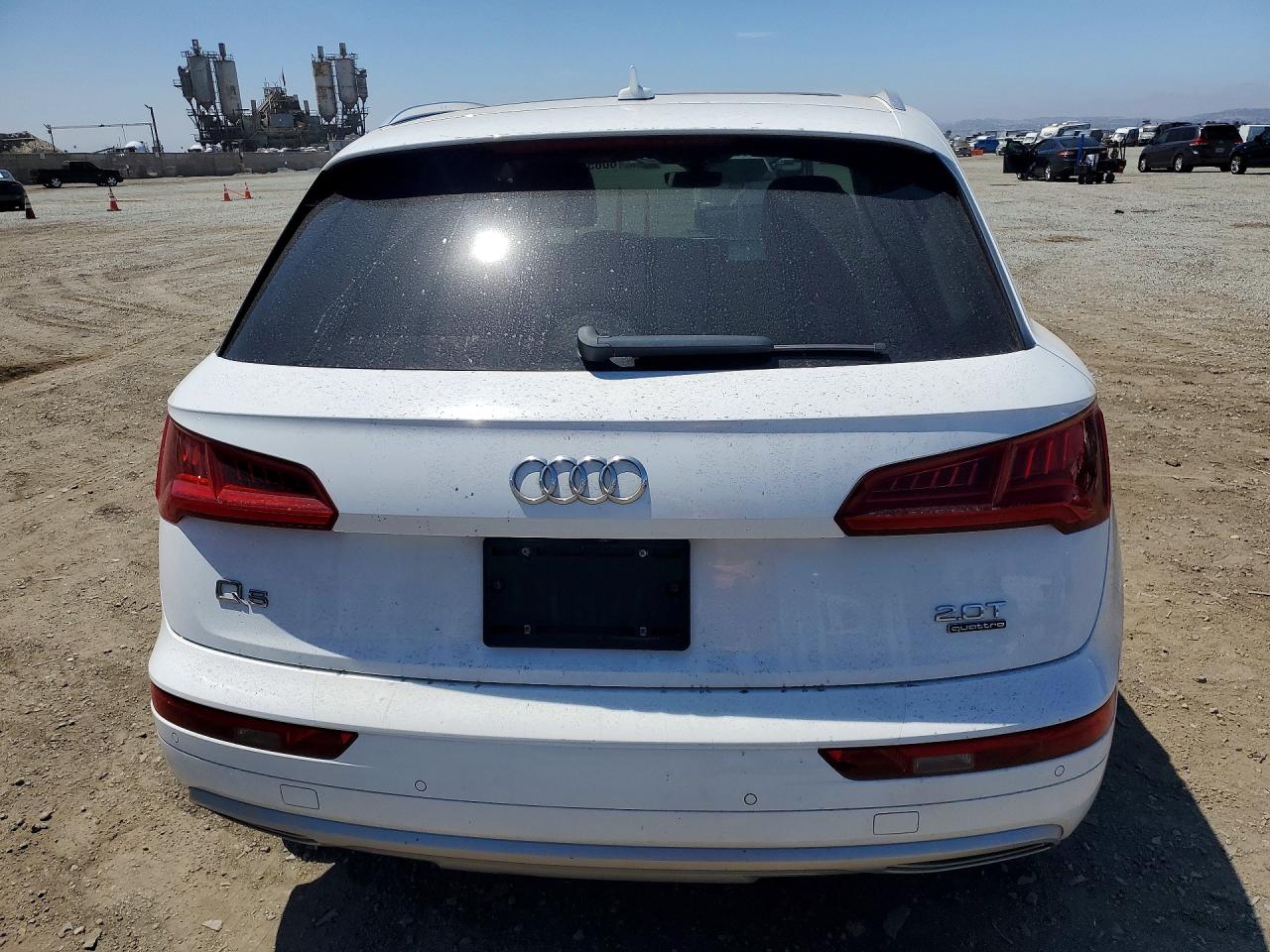 2018 AUDI Q5 quattro Premium Plus