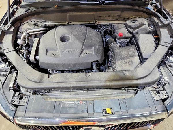 2018 VOLVO XC60