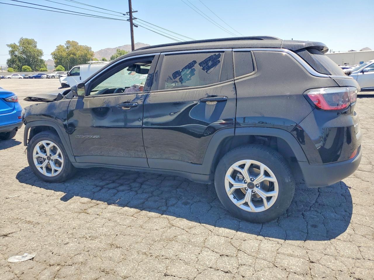 2025 JEEP COMPASS North, Latitude