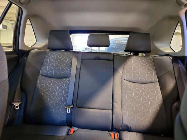 2025 TOYOTA RAV4 XLE — SUVN
