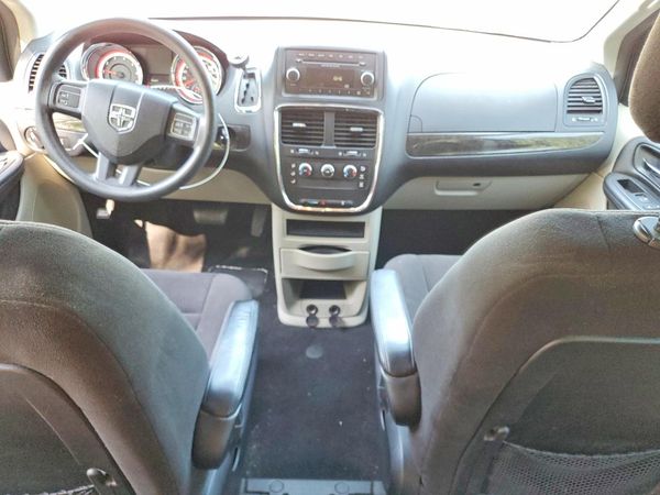 2013 DODGE GRAND CARAVAN SE