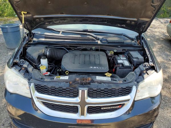 2013 DODGE GRAND CARAVAN SE