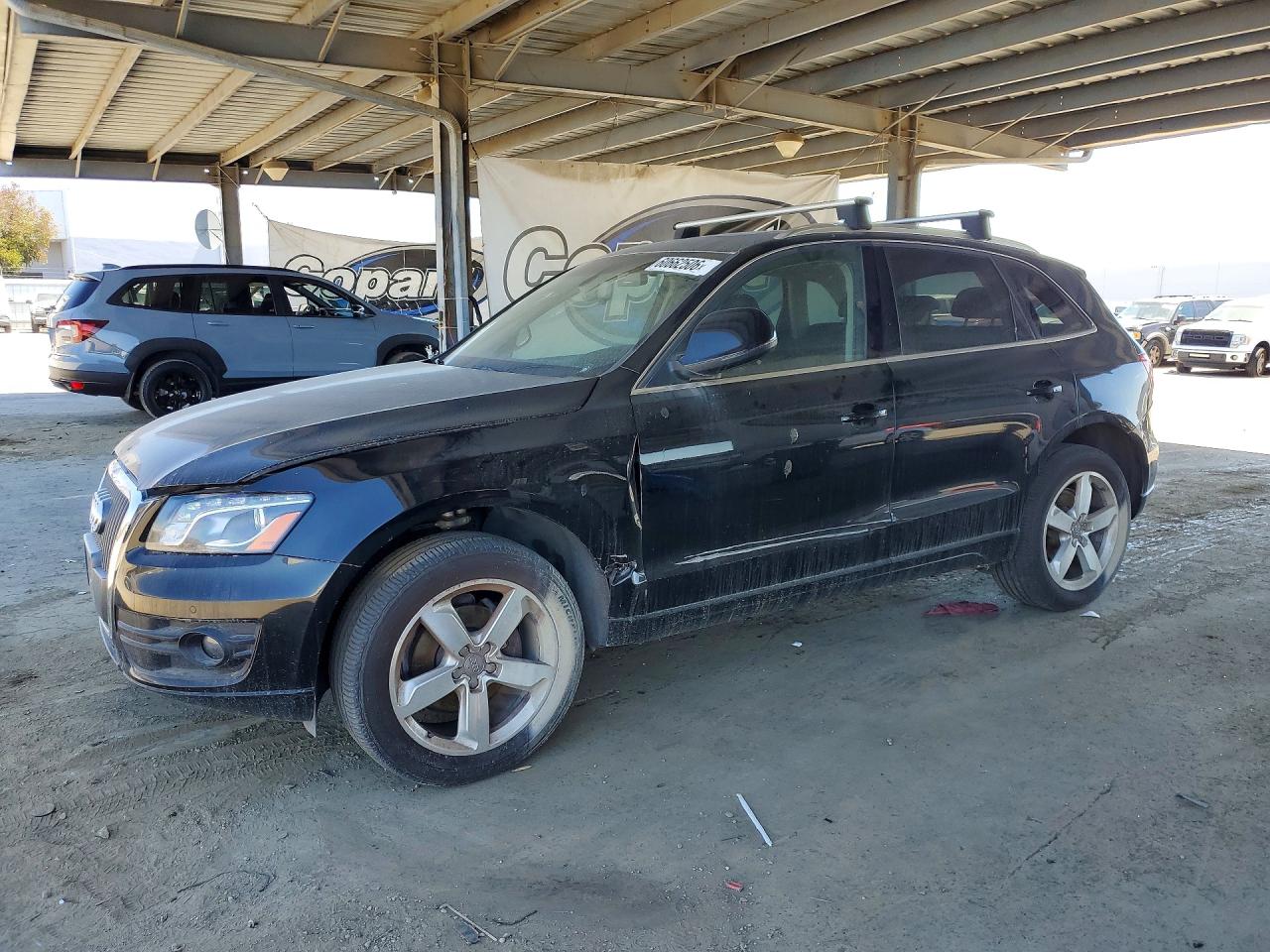 2012 AUDI Q5 Premium Plus