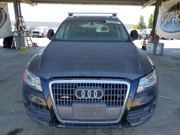 2012 AUDI Q5 Premium Plus