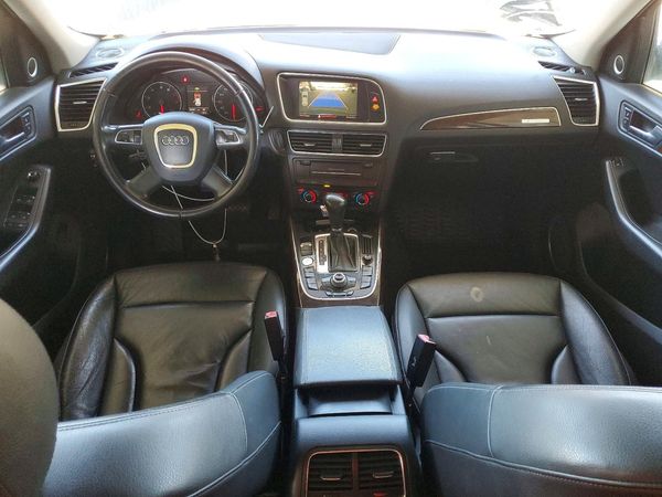 2012 AUDI Q5 Premium Plus